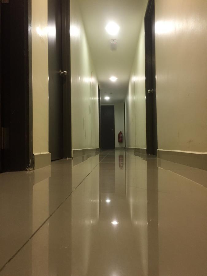 קפונג Desa House Hotel מראה חיצוני תמונה